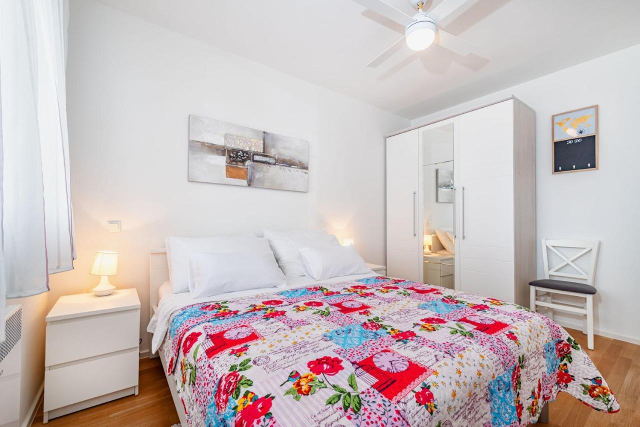 Ap Stella, Center Of Zadar, 2Br, Parking Apartment Luaran gambar